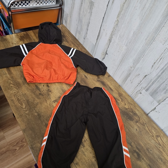 NFL Kids Cleveland Browns Matching Set Jacket And Pants Size 2T - Picture 4 of 6